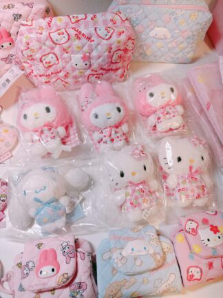 In Stock 现货 ｜ 三丽鸥复古小碎布钱包/ 托特包/ 挂件/ 小镜子/ 卡包盲盒/ 手机绳盲盒