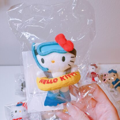 In Stock ｜ME% x Kitty 挂件 - Image 5