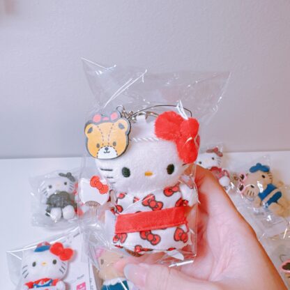 In Stock ｜ME% x Kitty 挂件 - Image 6