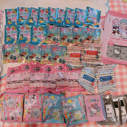 In Stock ｜三丽鸥胶带盲袋